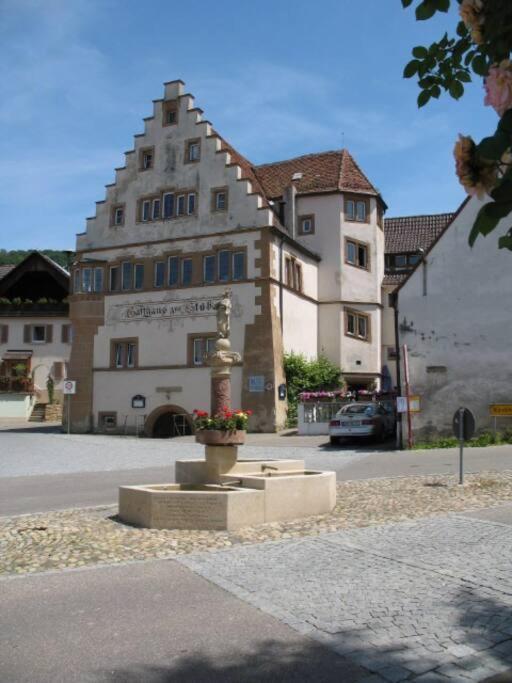 Apartament Am Weinberg - Stilvoll, Ruhig, Zum Wohlfuehlen Pfaffenweiler Zewnętrze zdjęcie