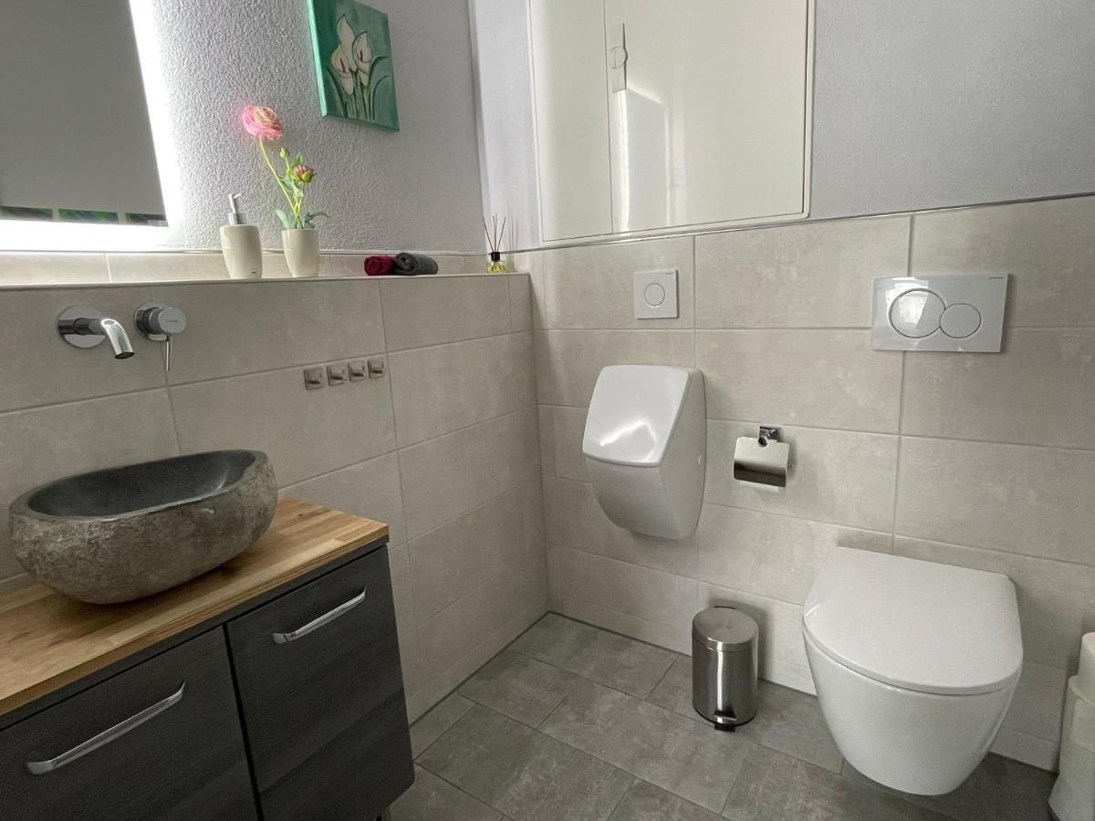 Apartament Am Weinberg - Stilvoll, Ruhig, Zum Wohlfuehlen Pfaffenweiler Zewnętrze zdjęcie